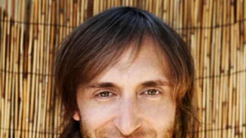 Você sabe o que o David Guetta escuta nas horas livres? Confira aqui as músicas preferidas do DJ