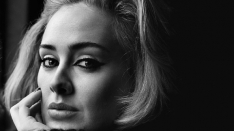 Pela segunda semana, "25" de Adele é o álbum mais vendido no Reino Unido