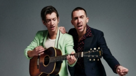 The Last Shadow Puppets estreiam no topo da parada britânica de álbuns