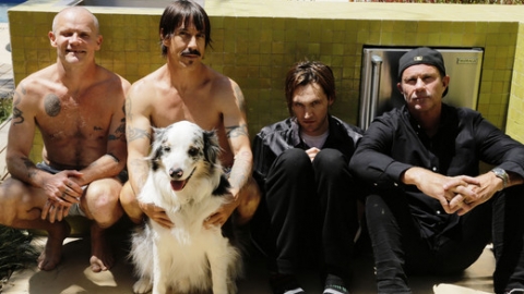 Novos álbuns de Red Hot Chili Peppers, Jake Bugg e Laura Mvula chegam ao mercado nessa sexta