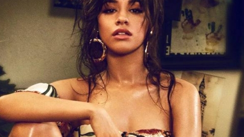 Camila Cabello e 5SOS ganham prêmios nos Teen Choice Awards. Anitta não levou troféu
