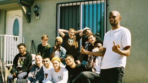 Coletivo de hip hop Brockhampton estreia no topo da parada americana de álbuns