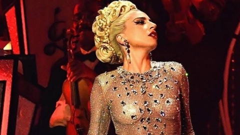 Confira os principais figurinos usados por Lady Gaga em sua residência em Las Vegas