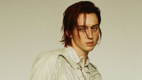 Troye Sivan está de volta com "Take Yourself Home". Ouça!