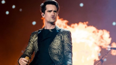 Brendon Urie, do Panic! At The Disco, dispara contra Trump: "Pare de tocar a minha música"