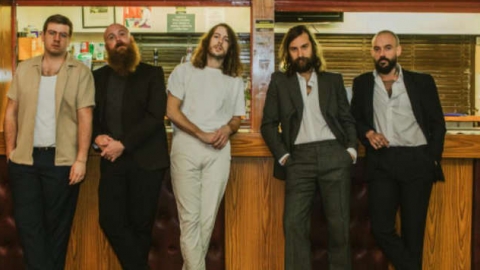 "Ultra Mono", novo álbum do Idles, estreia no topo da parada britânica