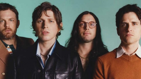 Kings Of Leon estreiam no topo da parada britânica com "When You See Yourself"