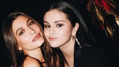 Hailey Bieber quebra silêncio sobre comparações com Selena Gomez