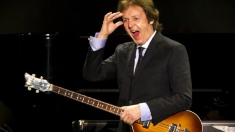 Artistas recebem £1 por apresentação em cerimônia de abertura