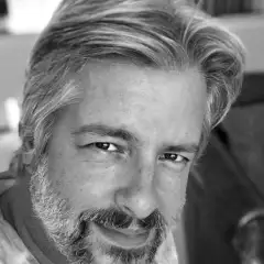 Victor Chaves